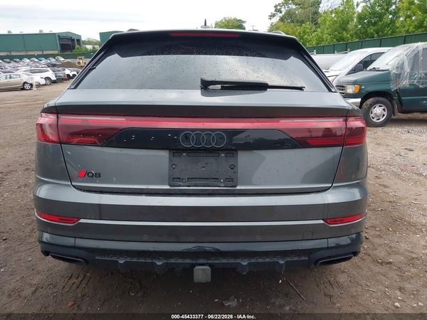 2025 AUDI Q8