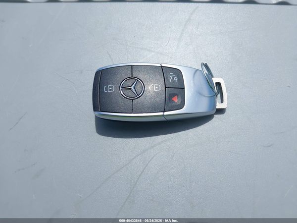 2022 MERCEDES-BENZ GLC 300 4MATIC SUV