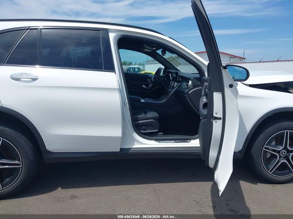 2022 MERCEDES-BENZ GLC 300 4MATIC SUV