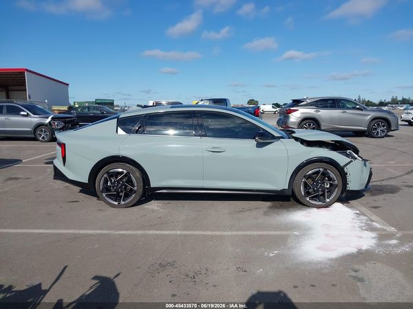 2025 KIA K4 GT-LINE