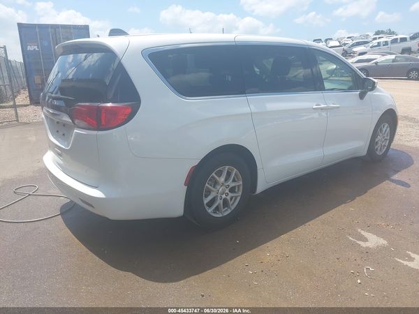 2021 CHRYSLER VOYAGER LX — I4