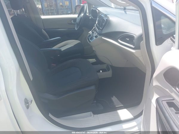 2021 CHRYSLER VOYAGER LX — I5