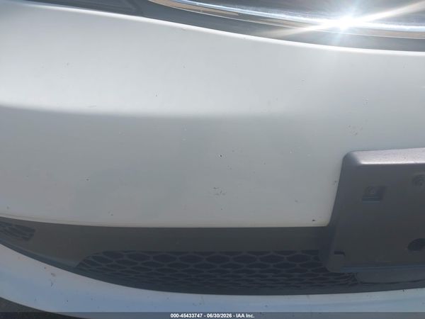 2021 CHRYSLER VOYAGER LX — I72