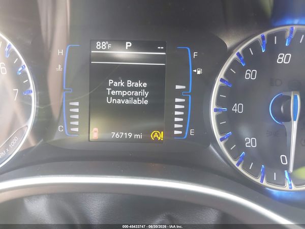 2021 CHRYSLER VOYAGER LX — I118