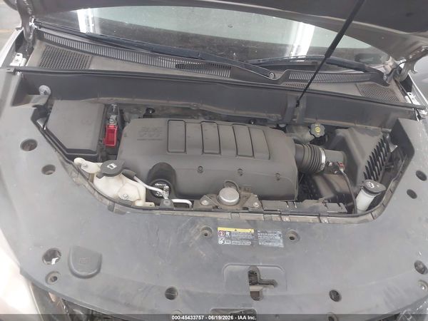 2014 CHEVROLET TRAVERSE LS — I10