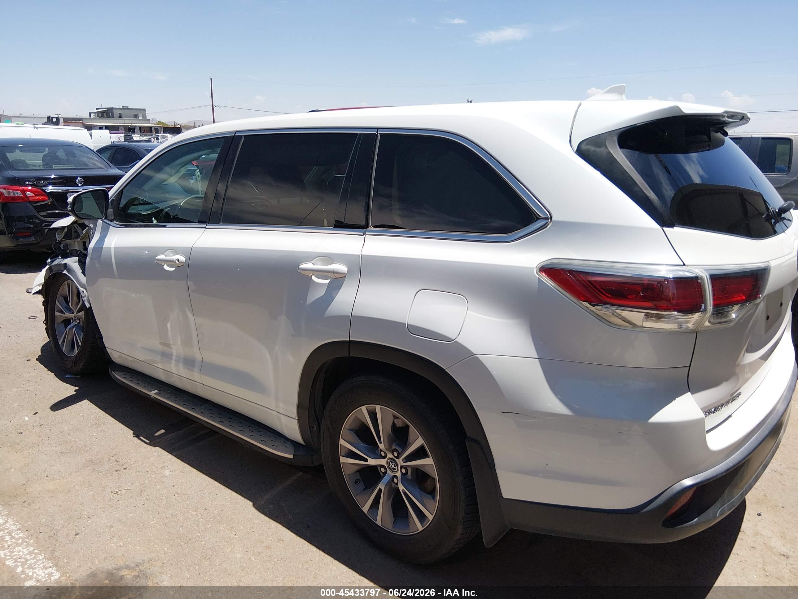 2016 TOYOTA HIGHLANDER LE PLUS V6