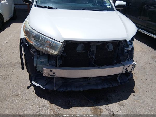 2016 TOYOTA HIGHLANDER LE PLUS V6
