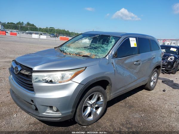 2016 TOYOTA HIGHLANDER LIMITED V6