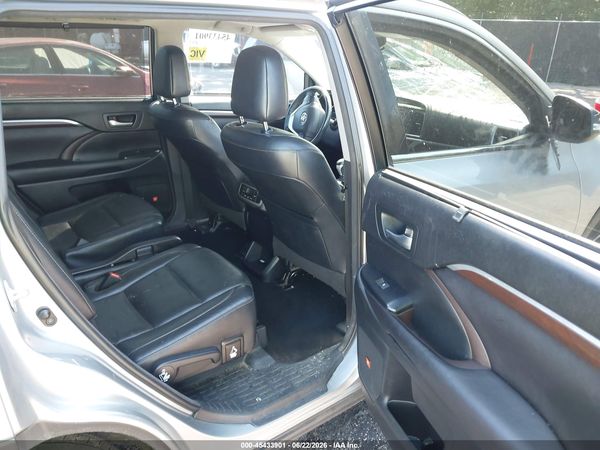 2016 TOYOTA HIGHLANDER LIMITED V6