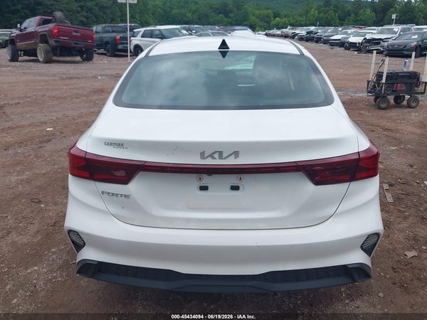 2023 KIA FORTE LXS