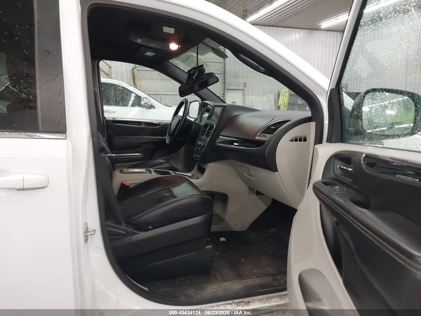 2019 DODGE GRAND CARAVAN SXT — I5