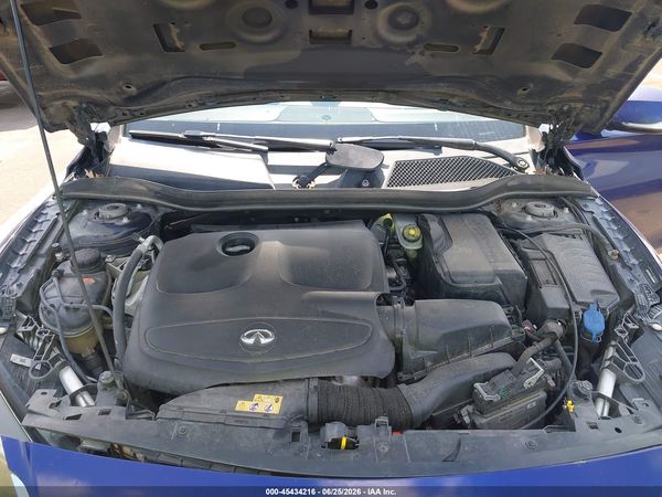 2018 INFINITI QX30 ESSENTIAL