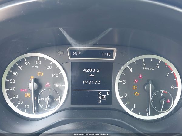 2018 INFINITI QX30 ESSENTIAL