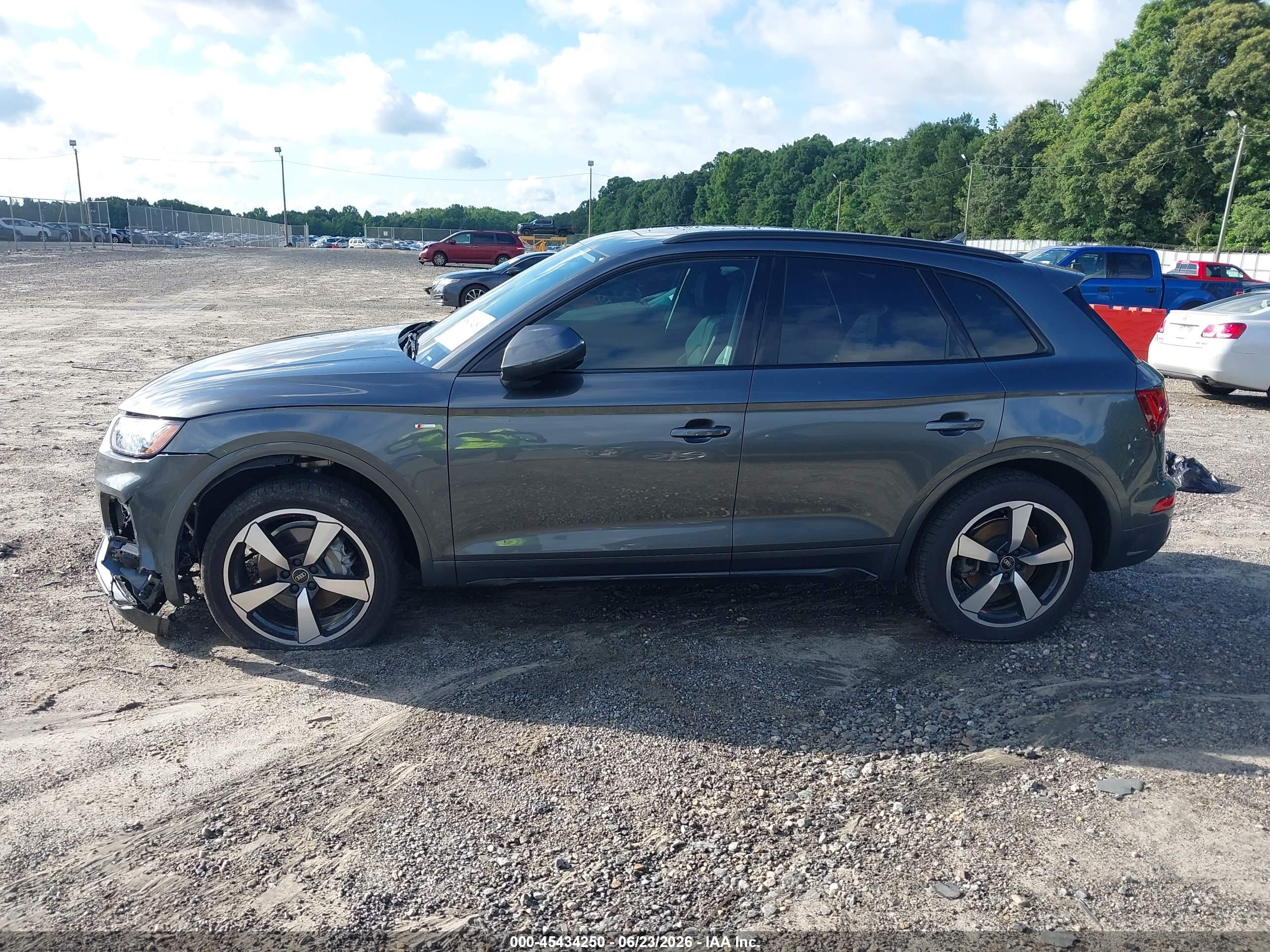 2023 AUDI Q5