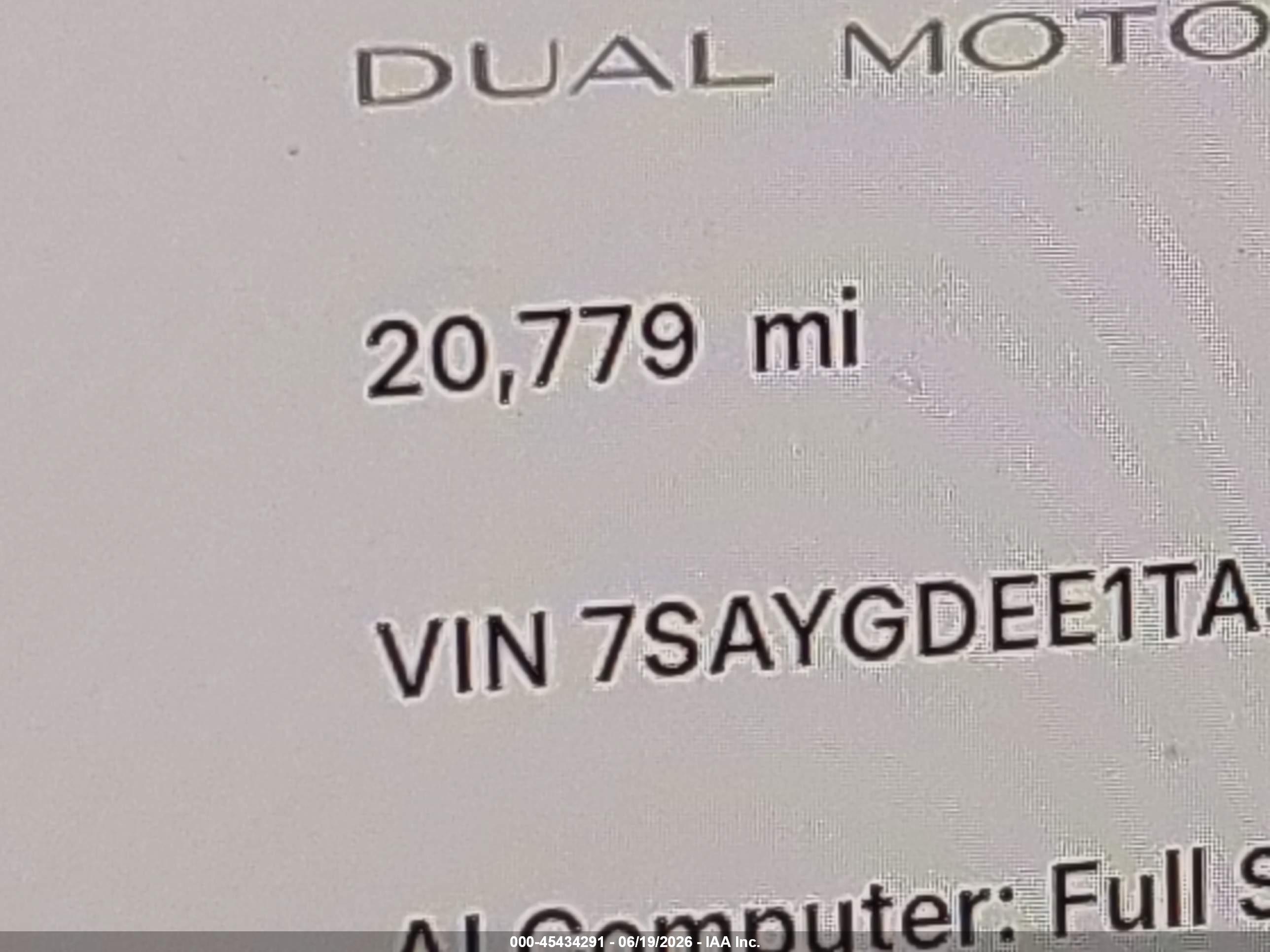 2026 TESLA MODEL Y