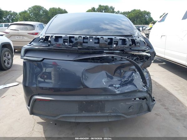 2026 TESLA MODEL Y