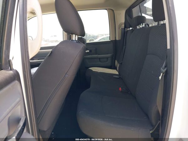 2019 RAM 1500 CLASSIC WARLOCK  4X2 6'4 BOX