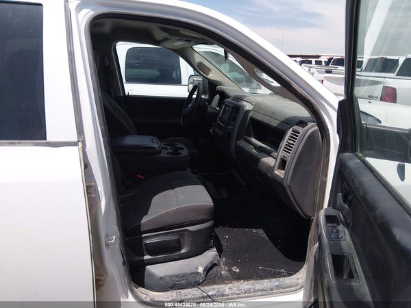 2023 RAM 1500 CLASSIC TRADESMAN  4X4 6'4 BOX