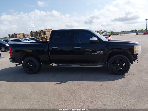 2013 CHEVROLET SILVERADO 1500 LT — I116