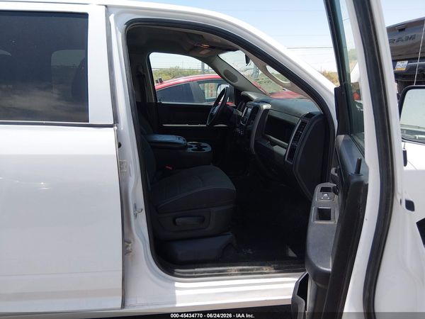 2023 RAM 1500 CLASSIC TRADESMAN  4X4 6'4 BOX