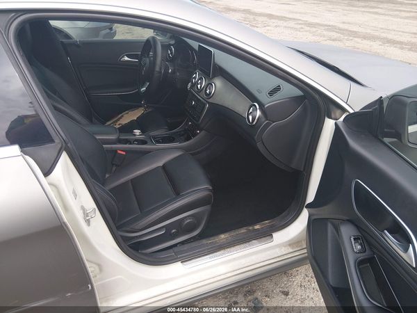 2016 MERCEDES-BENZ CLA 250 CLA250