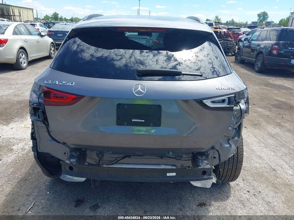 2023 MERCEDES-BENZ GLA 250 4MATIC
