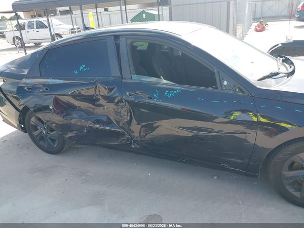 2022 HYUNDAI ELANTRA SEL