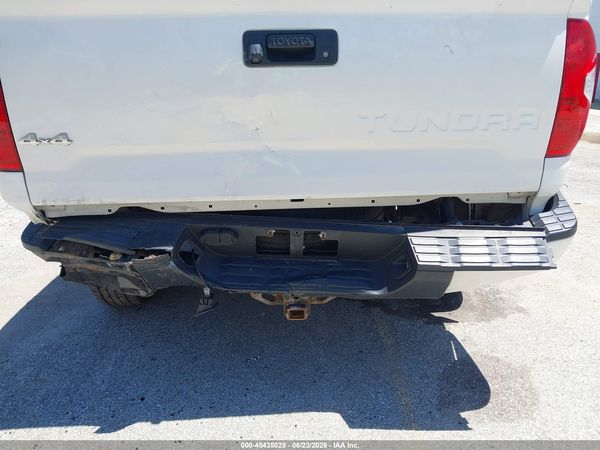 2017 TOYOTA TUNDRA SR 5.7L V8
