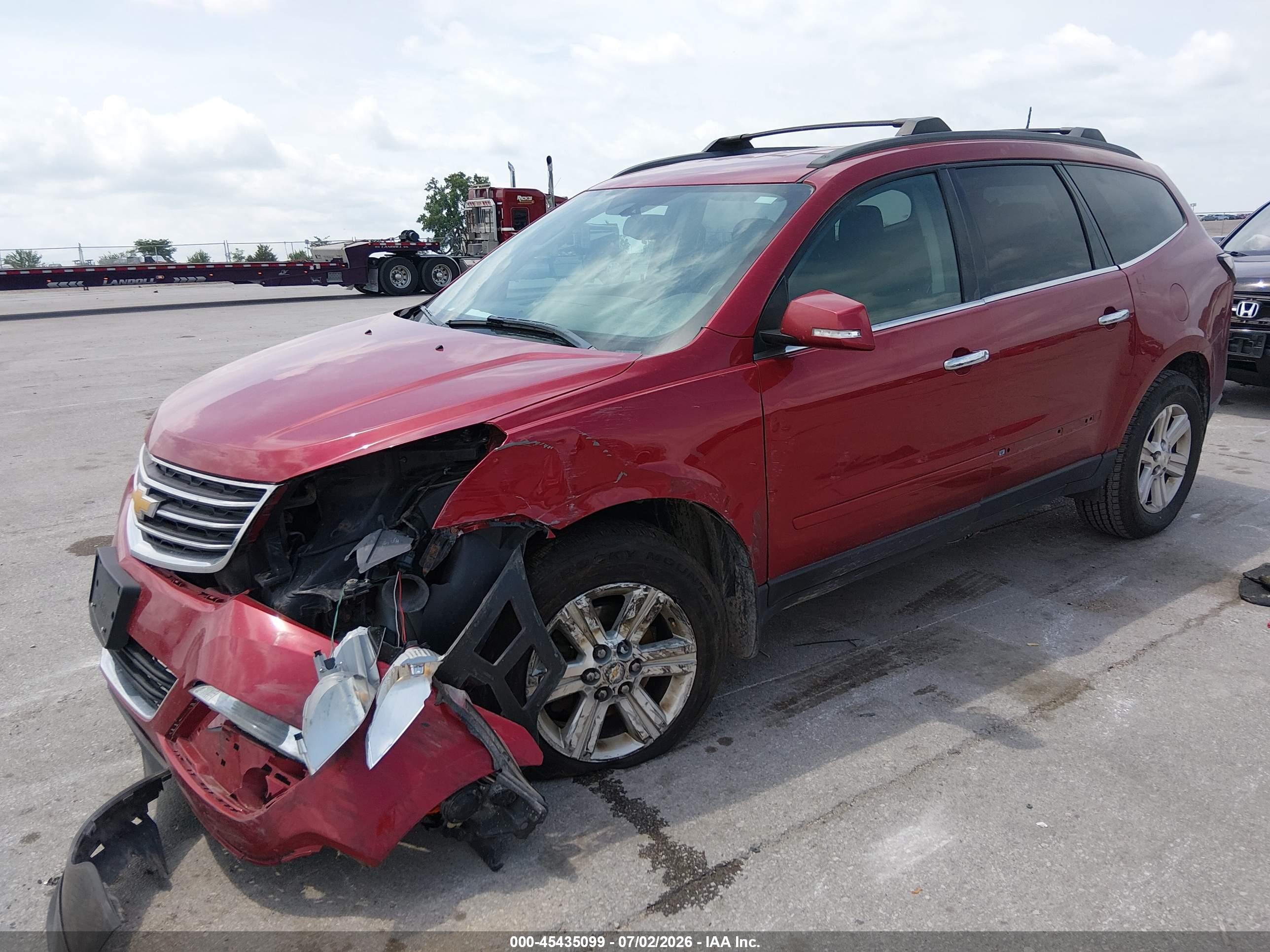 2013 CHEVROLET TRAVERSE LT — I2