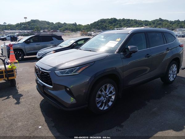 2023 TOYOTA HIGHLANDER LIMITED