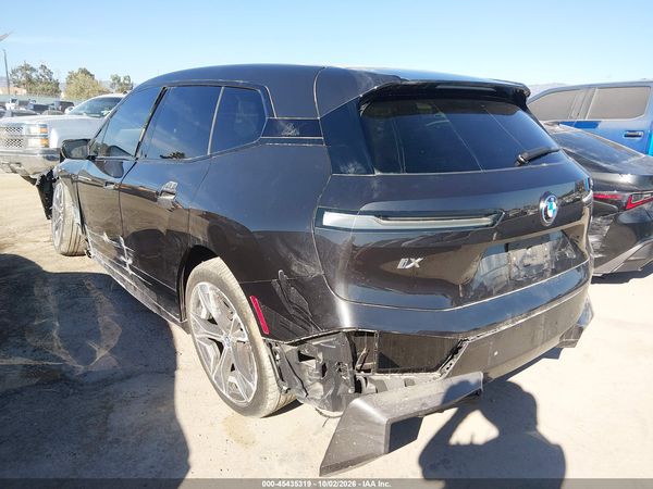 2024 BMW IX XDRIVE50 — I3