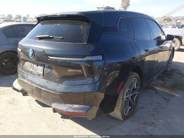 2024 BMW IX XDRIVE50 — I4