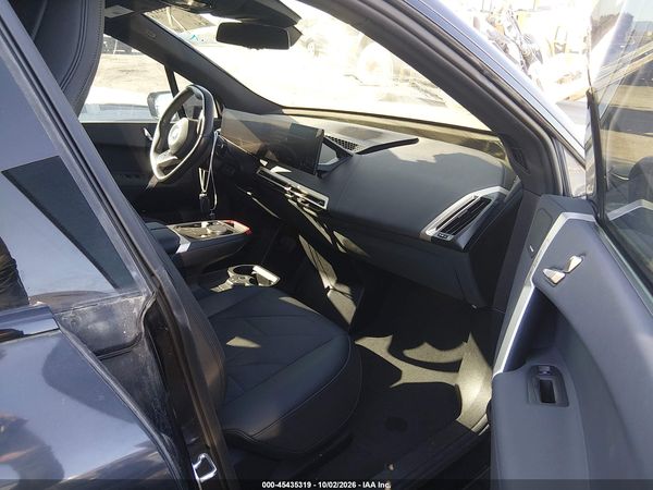2024 BMW IX XDRIVE50 — I5