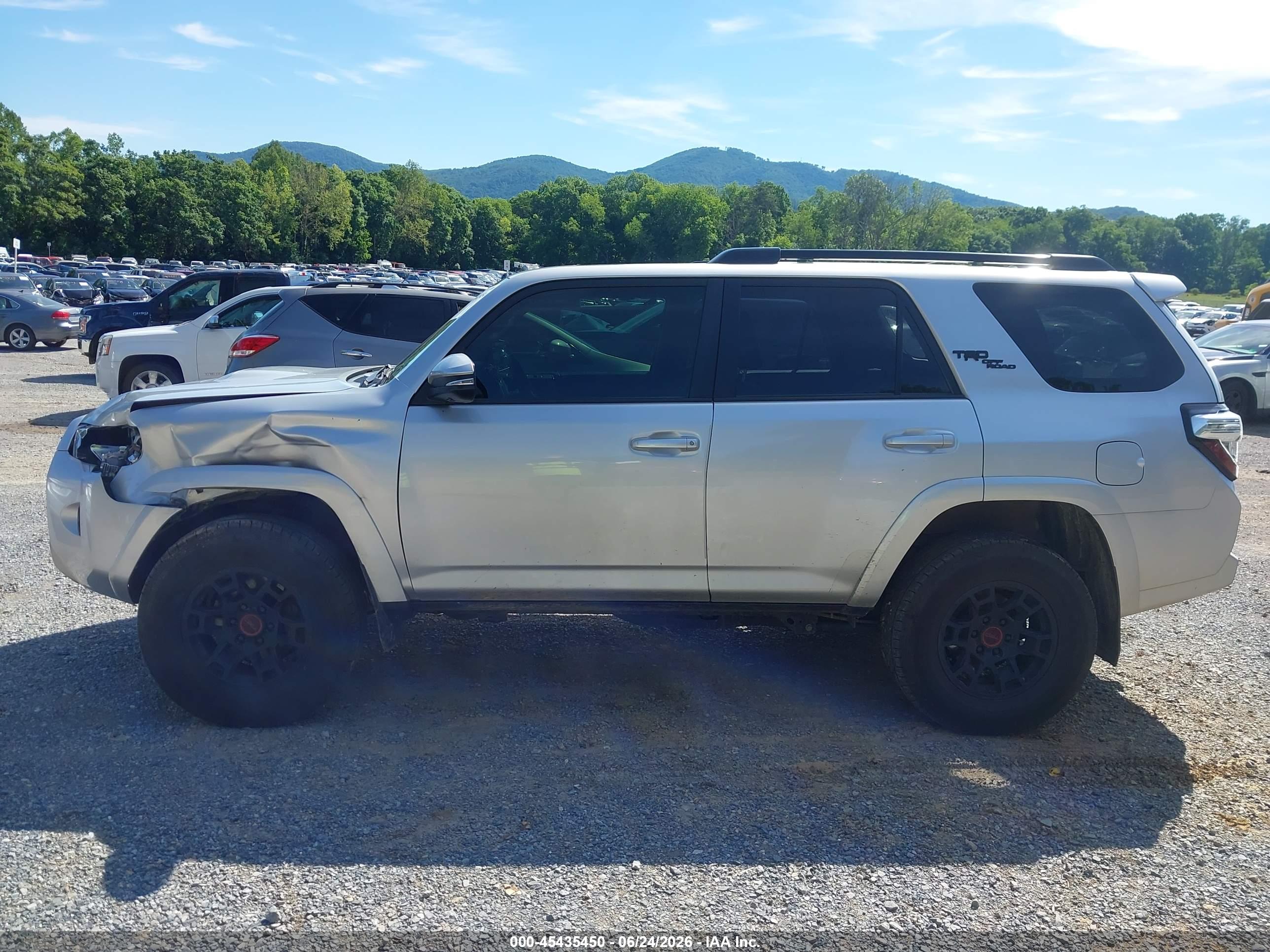 2022 TOYOTA 4RUNNER TRD OFF ROAD PREMIUM