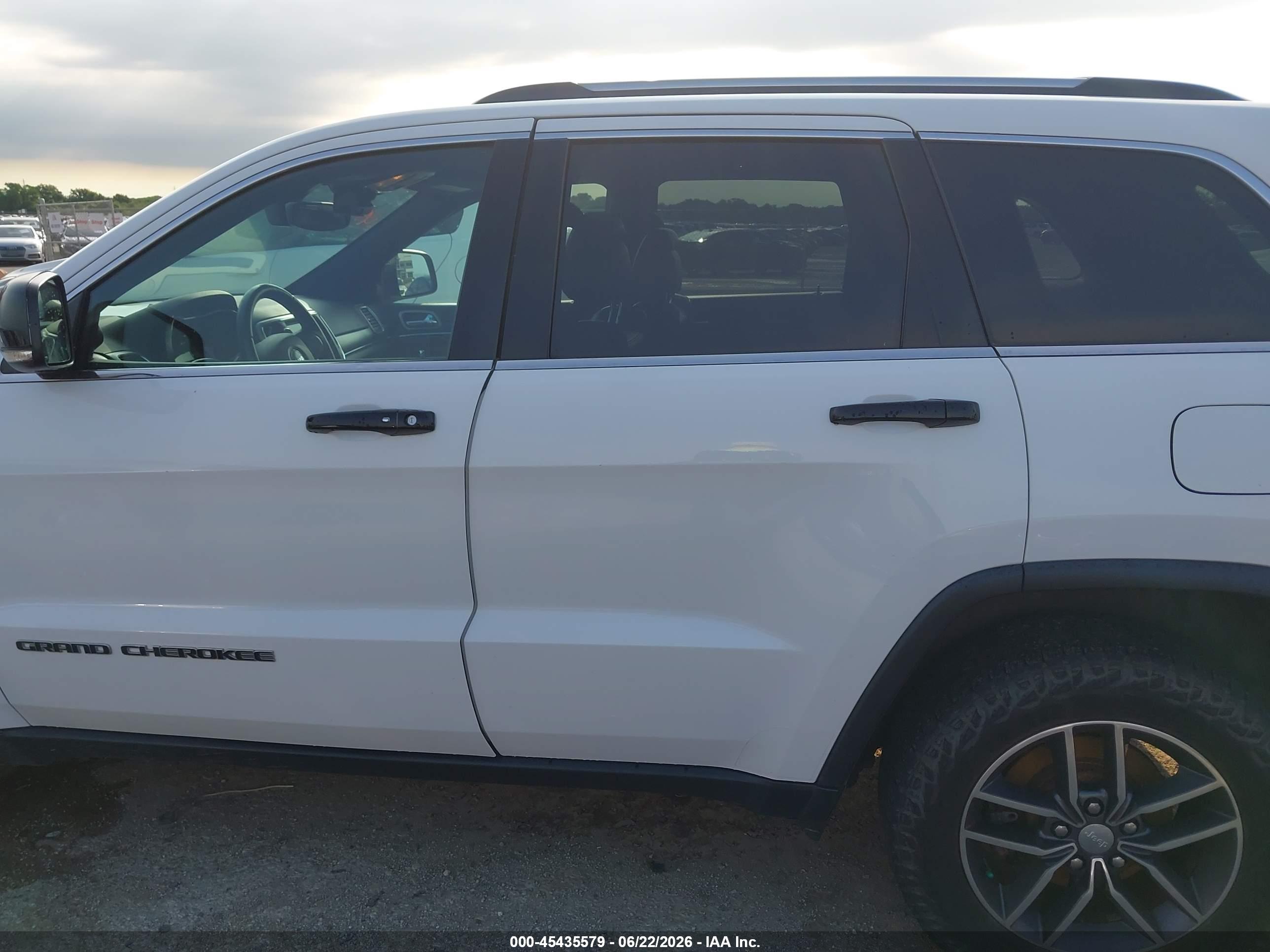 2017 JEEP GRAND CHEROKEE LIMITED 4X4
