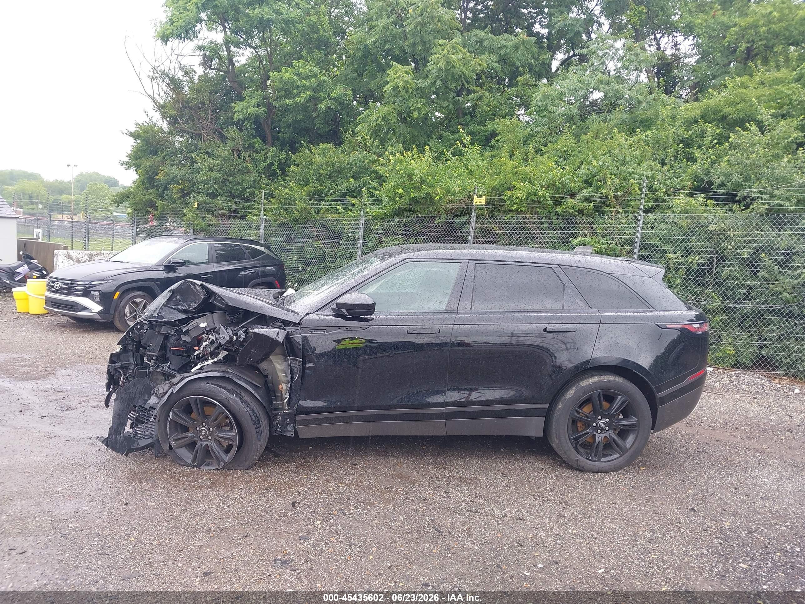 2019 LAND ROVER RANGE ROVER VELAR P250 R-DYNAMIC SE
