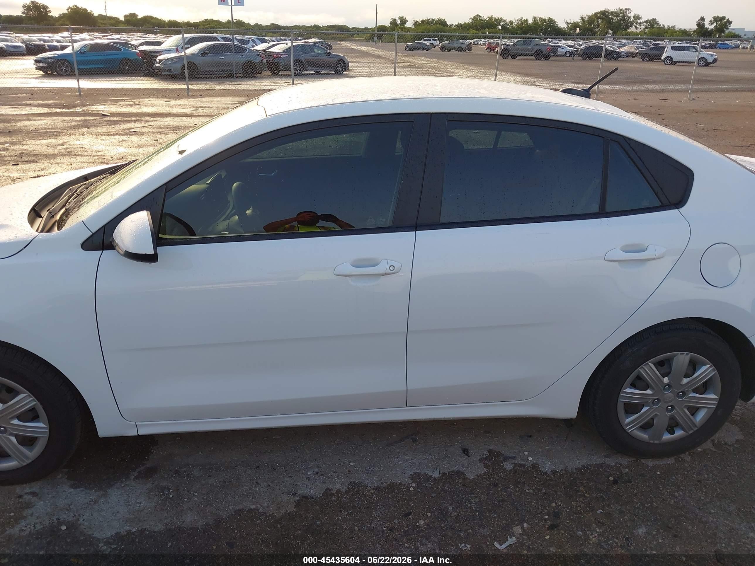 2022 KIA RIO S