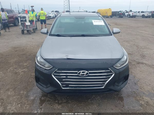 2022 HYUNDAI ACCENT SE