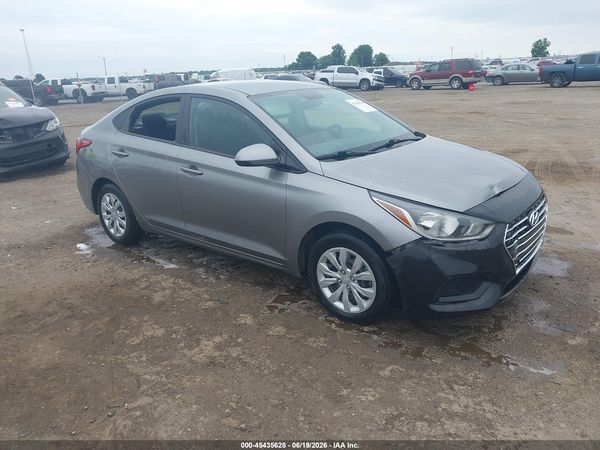 2022 HYUNDAI ACCENT SE