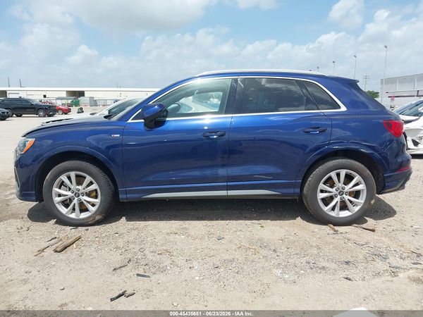 2022 AUDI Q3
