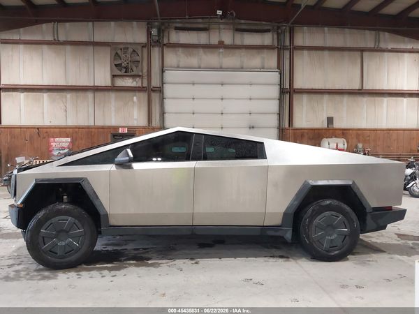2025 TESLA CYBERTRUCK ALL-WHEEL DRIVE