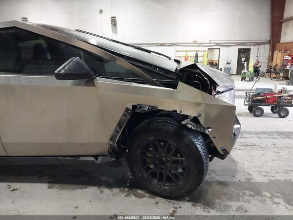 2025 TESLA CYBERTRUCK ALL-WHEEL DRIVE