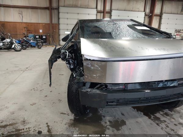 2025 TESLA CYBERTRUCK ALL-WHEEL DRIVE