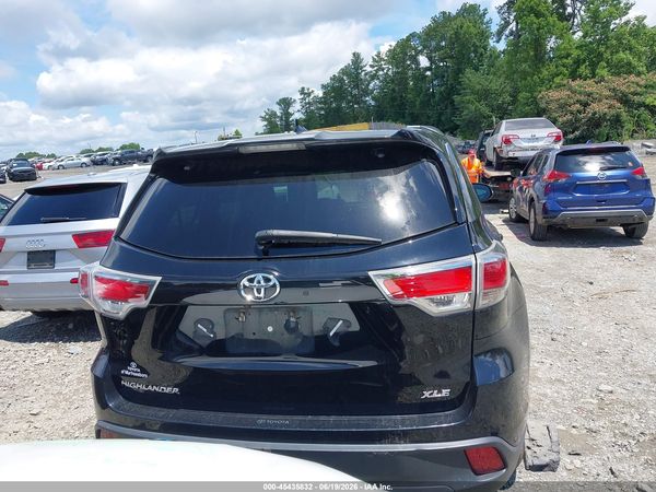 2016 TOYOTA HIGHLANDER XLE V6