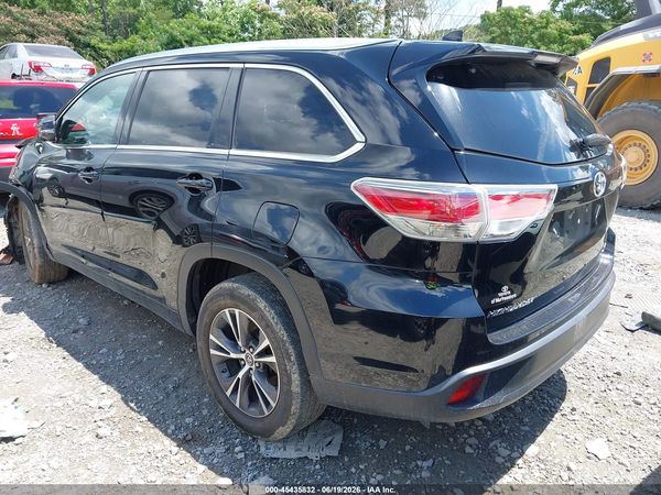 2016 TOYOTA HIGHLANDER XLE V6