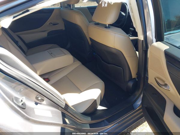 2019 LEXUS ES 350