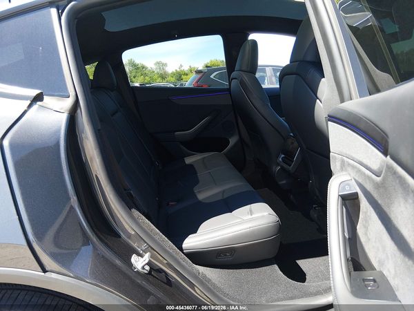 2026 TESLA MODEL Y