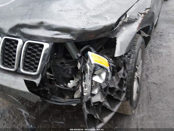2018 JEEP GRAND CHEROKEE LAREDO E 4X4