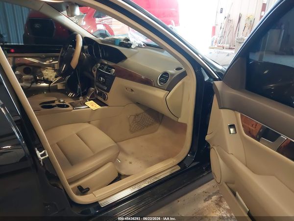 2014 MERCEDES-BENZ C 250 SPORT