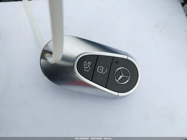 2024 MERCEDES-BENZ C 300 C300